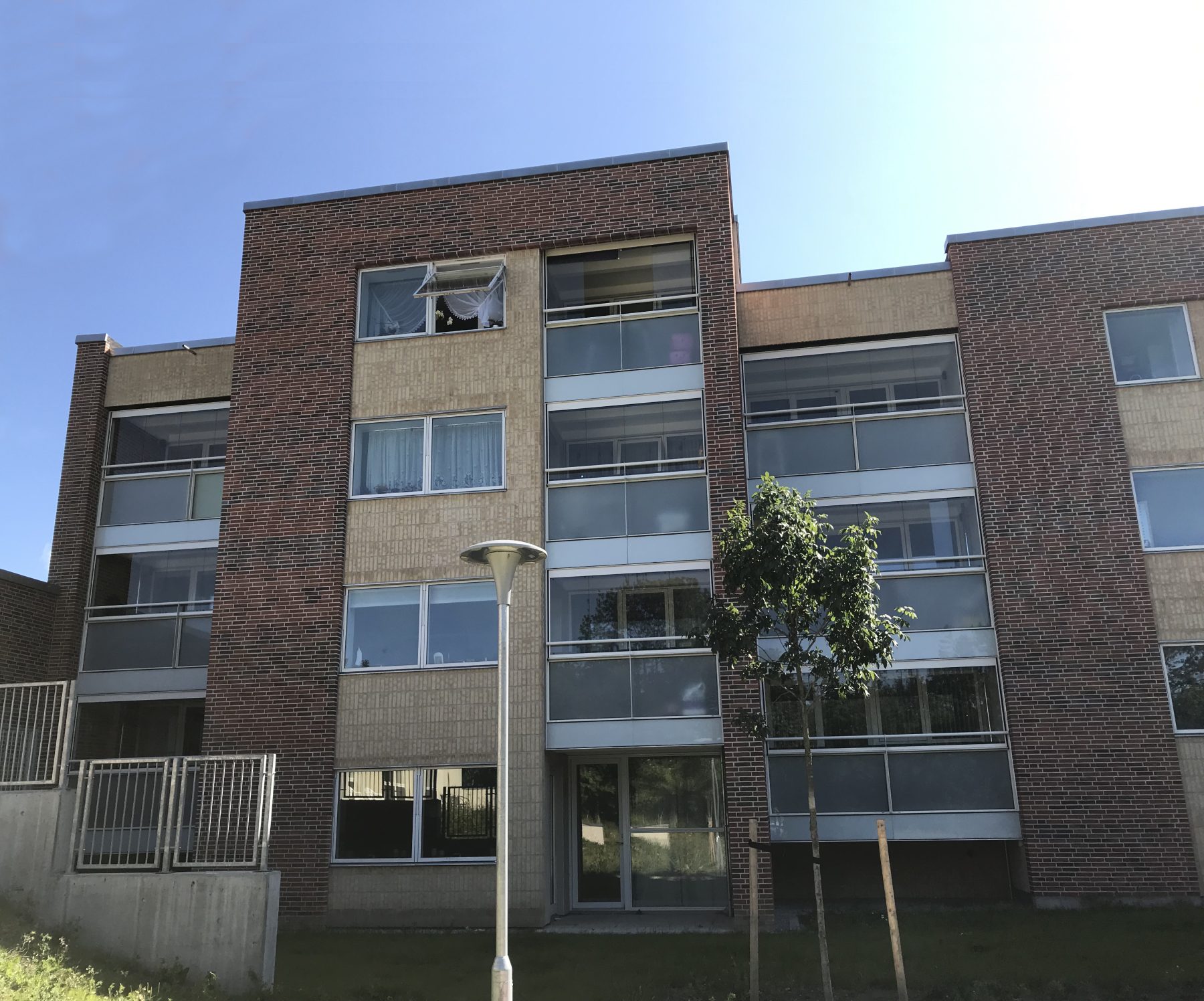 Poul La Cour haveside