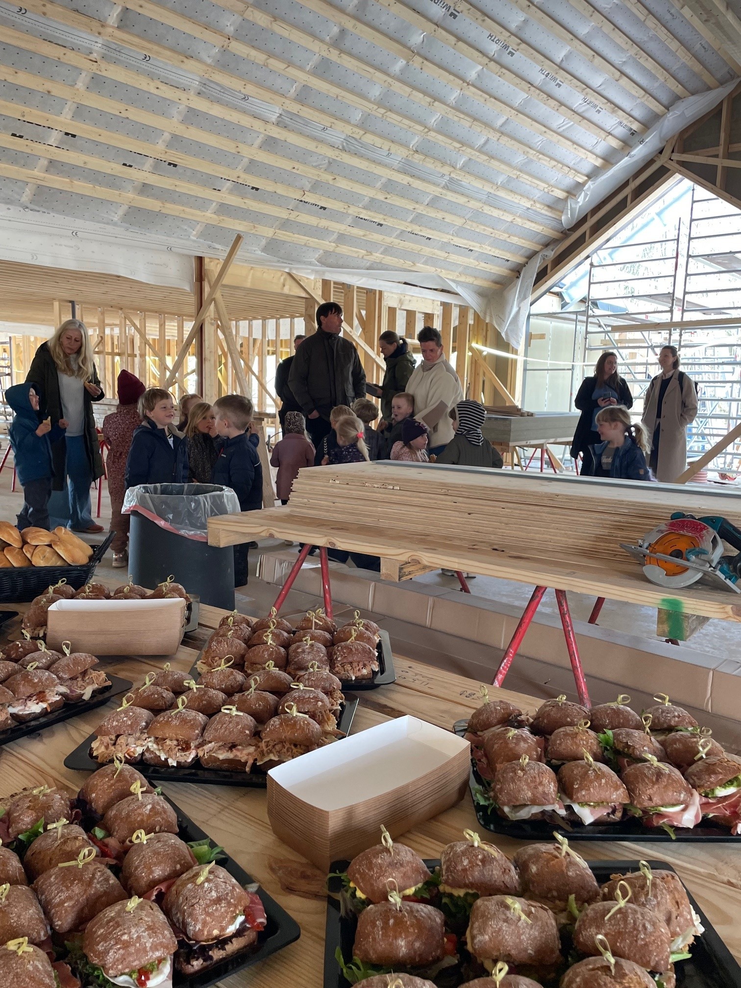 Hou Børnehus_rejsegilde 1