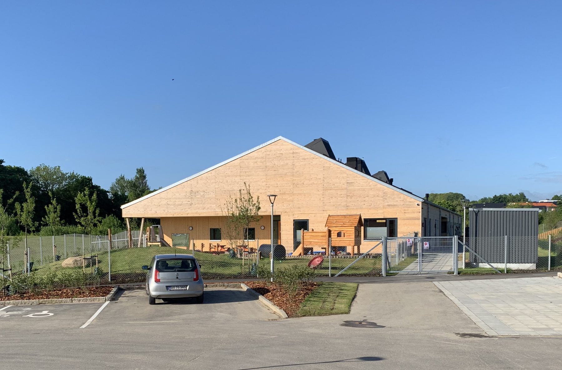 SERINEDALEN_EXTERIØR_2