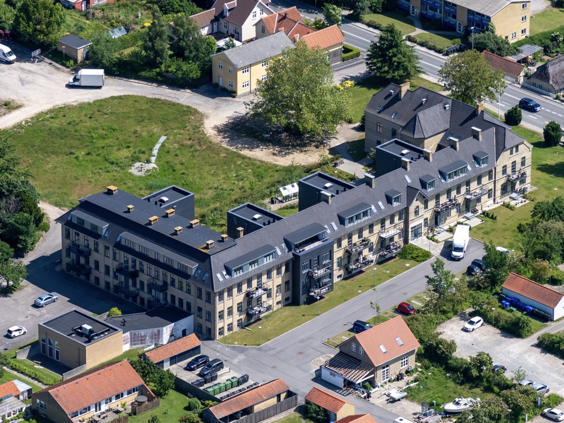 2. Frits Jørgensens Have
